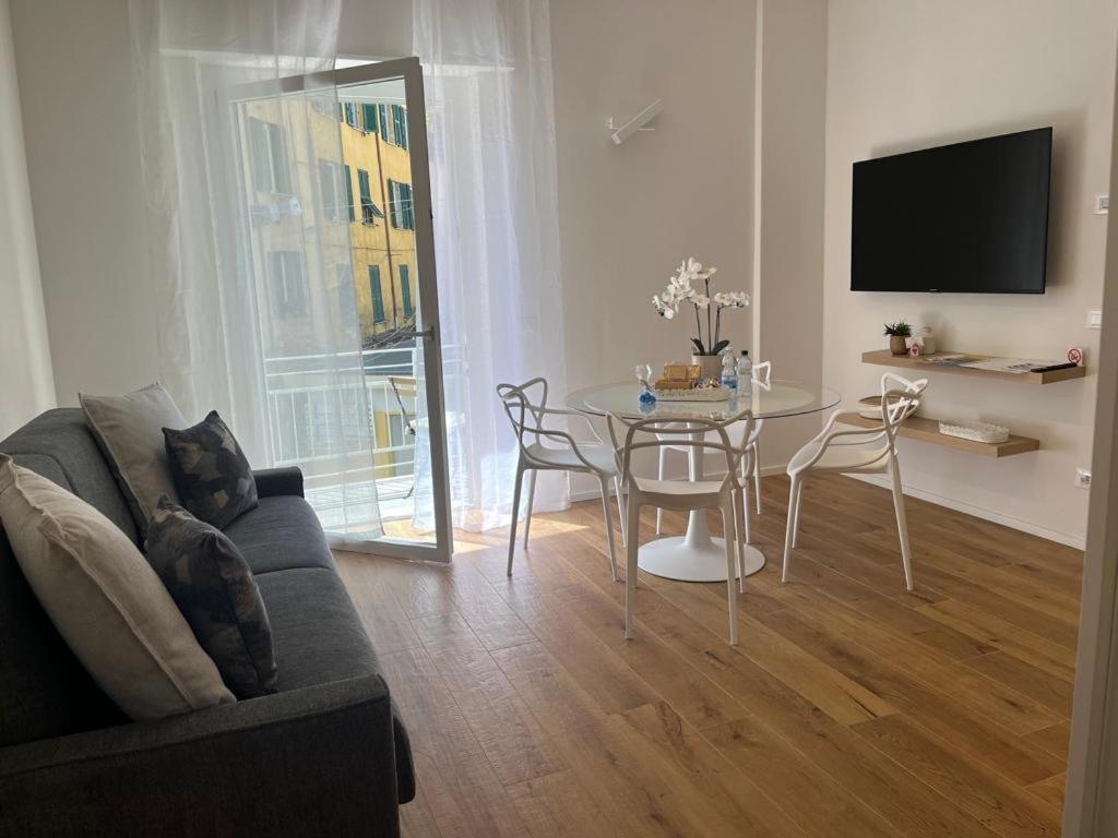 Central Suite Cinque Terre - Riomaggiore E Manarola ลาสเปเซีย ภายนอก รูปภาพ